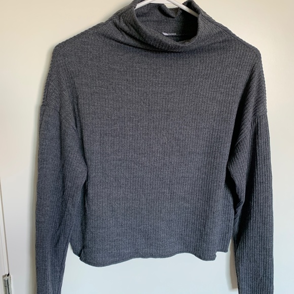 Grey Turtleneck - Picture 1 of 3